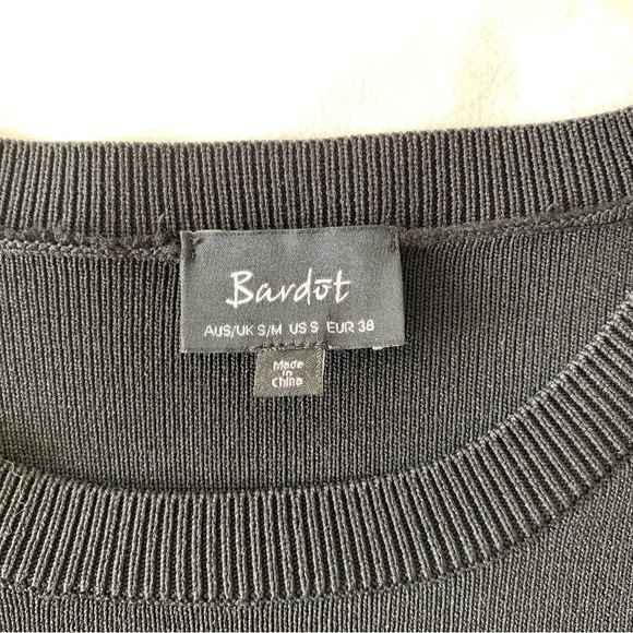 🇫🇷Feeling French? Sleek Bardot Dress Euc! - Picture 4 of 6